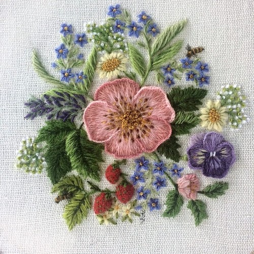 English bouquet crewel - an,