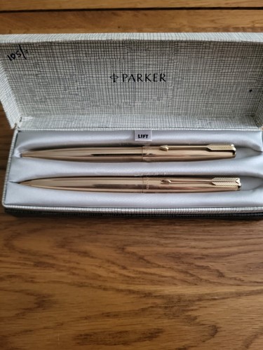 Vintage parker gold - vintage,