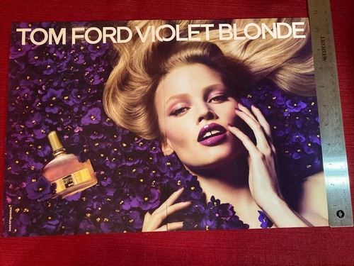 Model lara stone - lara, for