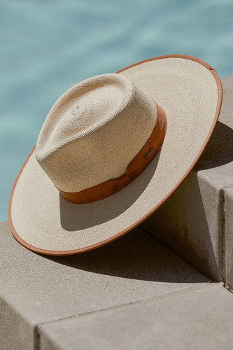 Brixton straw rancher - straw,