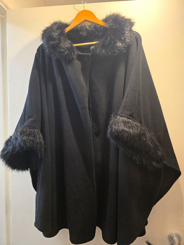 Black faux fur trim - fur, cape