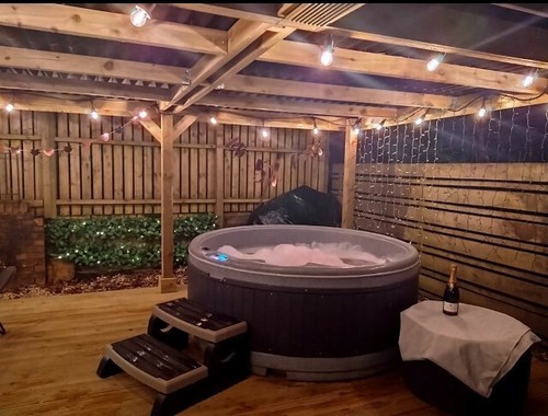For sale hot tub hire - hot,