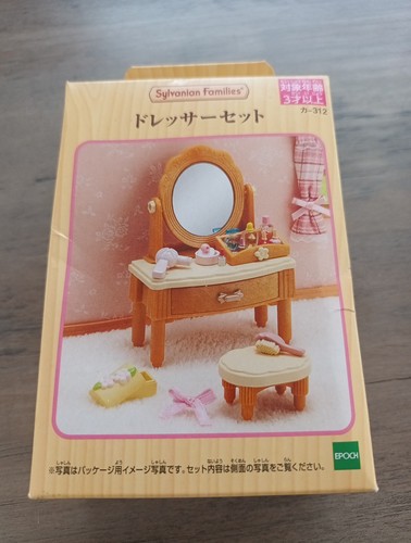 Sylvanian families dresser set - families,