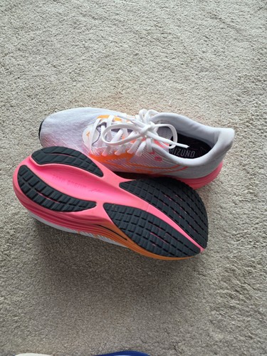 Mizuno waverider size 5 - 29, 7.5