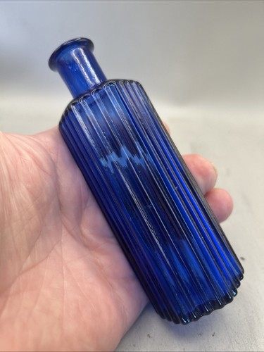 Nice cobalt blue - nice,