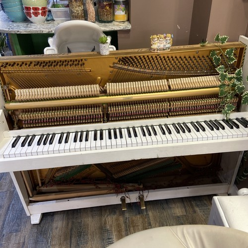 Piano keyboard keys - piano,
