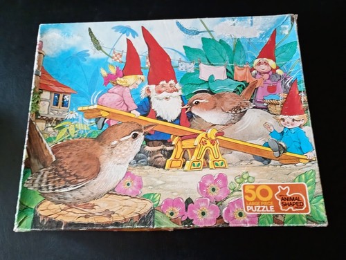 Vintage arrow woodland jigsaw - woodland,