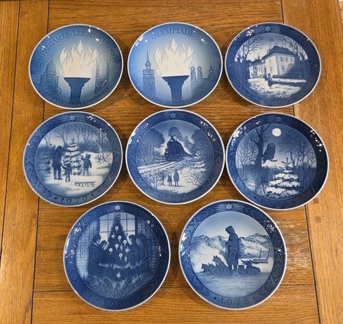 Royal copenhagen plates job - 8,
