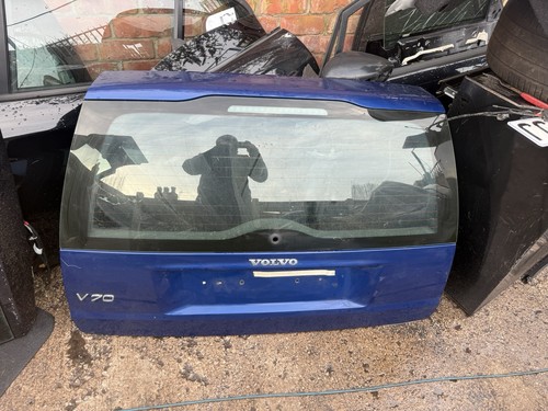 Tailgate boot with glass volvo - tailgate,