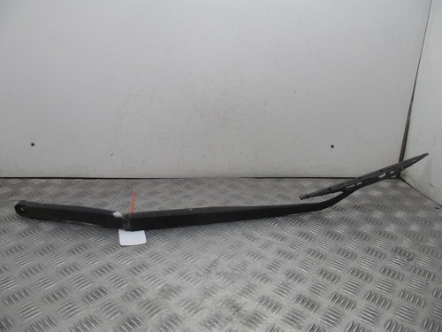 Nissan elgrand left passenger - nissan,