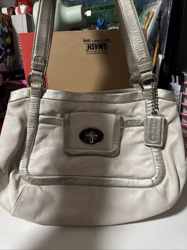 Coach cricket medium off white - off,