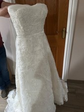 Mori Lee, petite Lace wedding