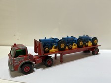 Matchbox King Size K-20 Ford Tractor Unit With Trailer And 3 X Ford Tractors
