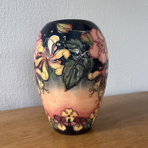 Lovely vintage moorcroft - vintage,