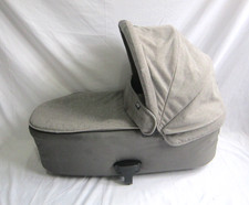 Mamas & Papas Carrycot Flip