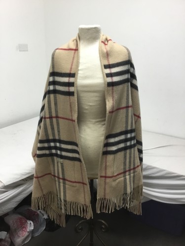 Authentic burberry wrap - burberry,,