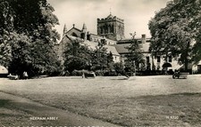 HEXHAM ABBEY - POSTCARD