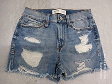 Ladies daisy dukes cut offs