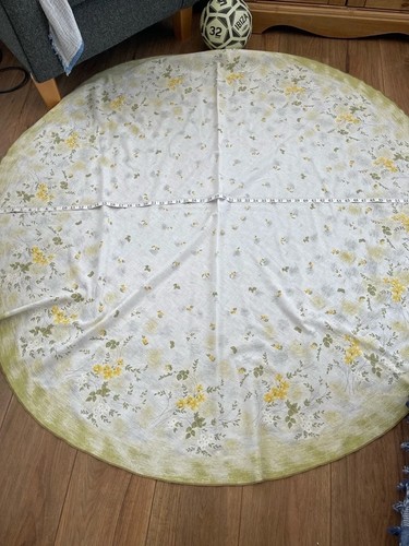 Vintage round tablecloth - ,