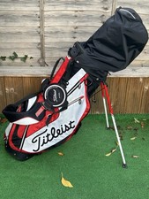 *MENS FULL SET OF PING/ TITLEIST GOLF CLUBS/ REGULAR FLEX/ STAND BAG*