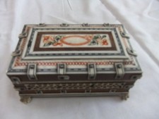 Vintage Inlaid Wooden Box Hinged Storage with Bone Inlays 5 x 12 x 7 cm