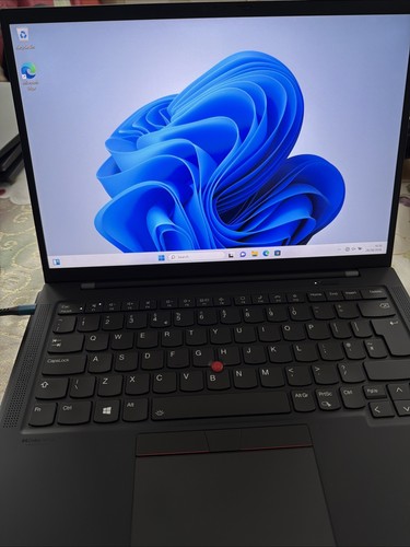 Thinkpad carbon gen i7 - 9,