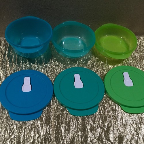 New set tupperware - new, 3