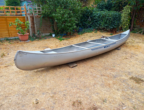 Gruman canadian canoe 17ft - canoe,