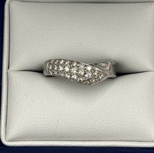 Stylish Platinum & Diamond Cluster Ring.  Size M.  4.33 Grams. 0.2 Carats.