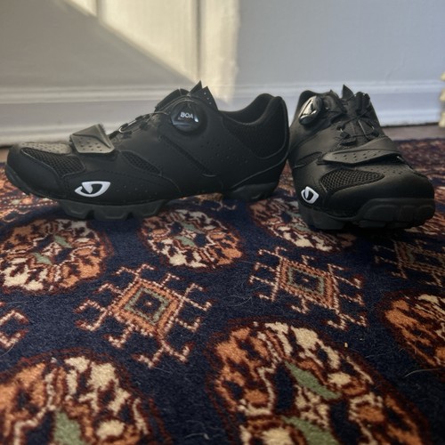 Giro cylinder cycling shoes - giro,