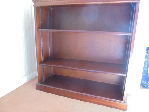 Mahogany bookcase with shelves - with,
