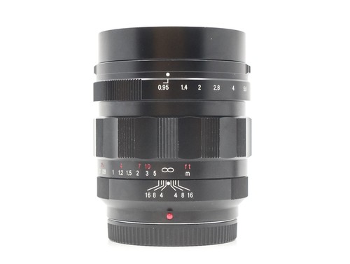Voigtlander 5mm 95 - 42.5mm, f0.95