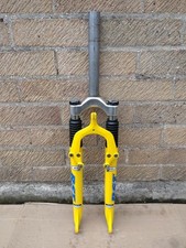 RST 381 R Team Issue Suspension Forks w/ 1 1/8" 204mm Threadless Steerer 26"