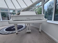 Yamaha G1 Baby Grand Piano