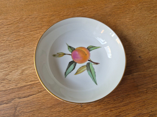 Royal worcester bone china - royal,