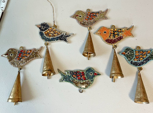 Beaded metal bird goat - metal,