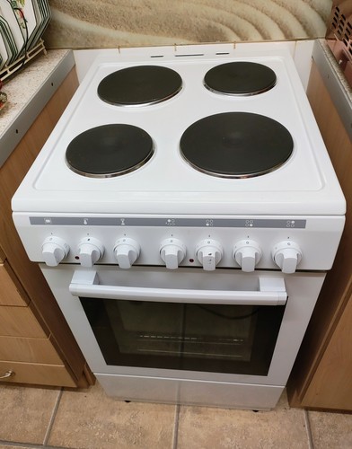 Electric single oven - cooker,
