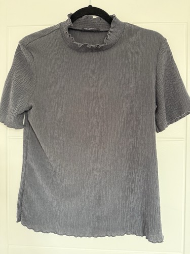 Grey ruffle edge top - grey,