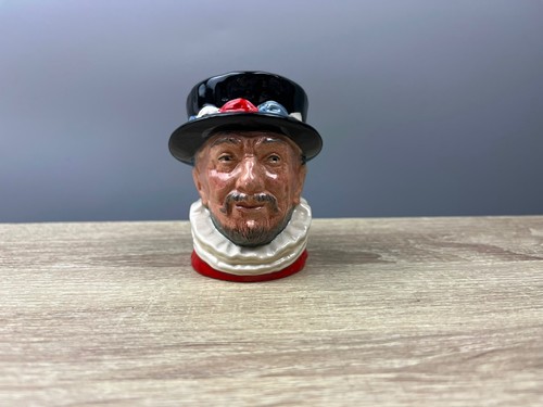 Vintage royal doulton - royal,