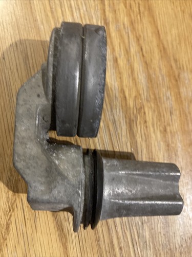 Drive belt tensioner land - belt,