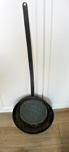 Antique lge heavy duty iron - antique,