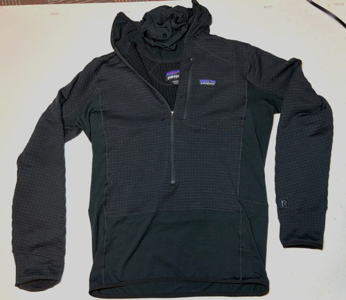 Patagonia mens grid fleece - r1,