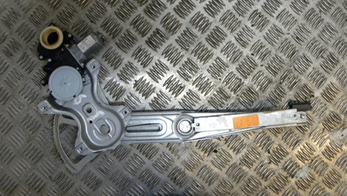 Genuine 2007 toyota yaris 3 - 2007, 1.3