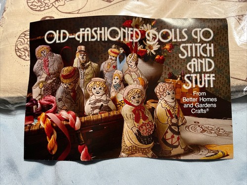 Vintage old fashioned dolls - vintage,