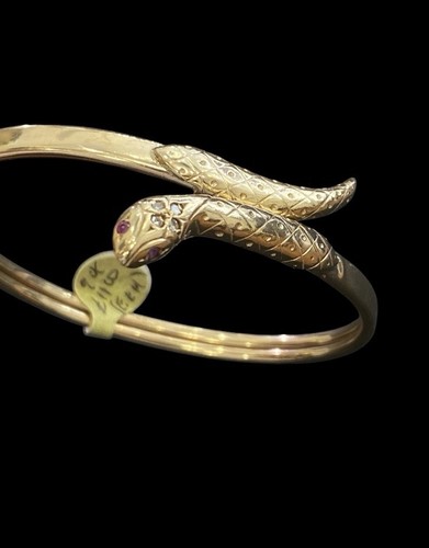 Exceptionally crafted 9ct - exceptionally,