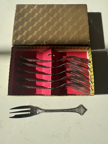 Silver plated cake forks - cake,