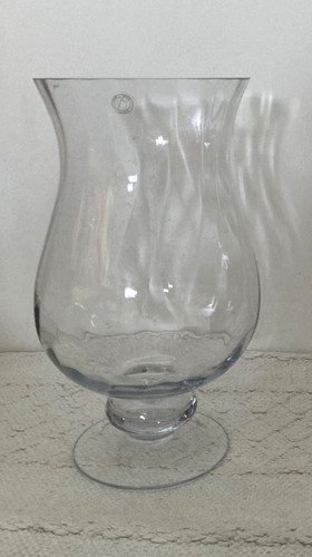 Large clear glass - glass, pedastal