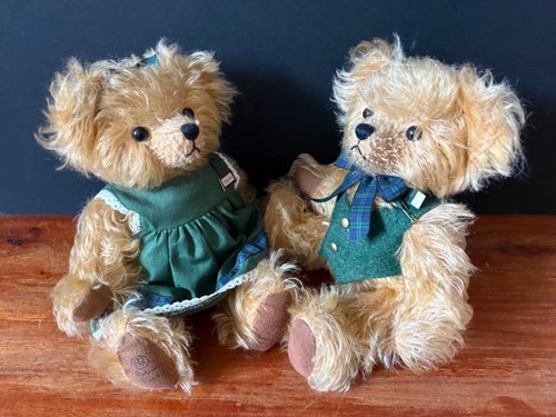 Robin rive karen - robin, teddy