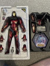 Hot toys d23 avengers - hot,