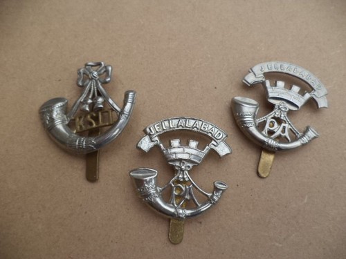 British army cap badges - cap,